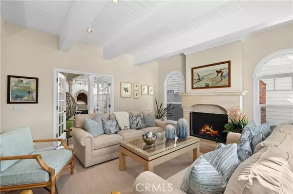 Corona Del Mar, CA 92625,302 Narcissus Avenue