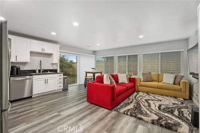 Cypress, CA 90630,11699 Cozumel Street