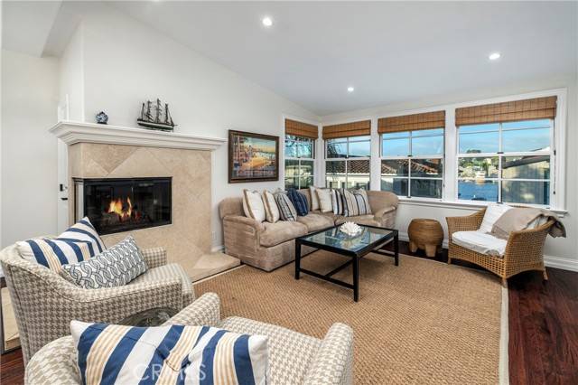 111 Via Lido Nord #B, Newport Beach, CA 92663