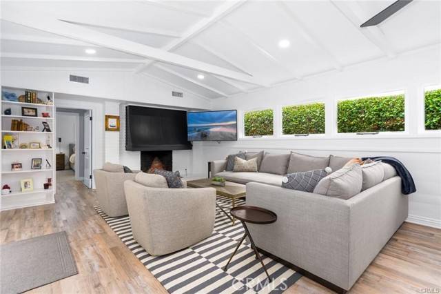 Newport Beach, CA 92663,129 Via Nice