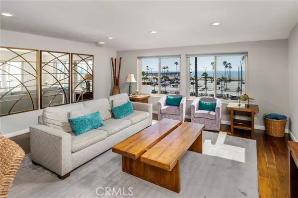 Newport Beach, CA 92661,600 E Oceanfront #3G