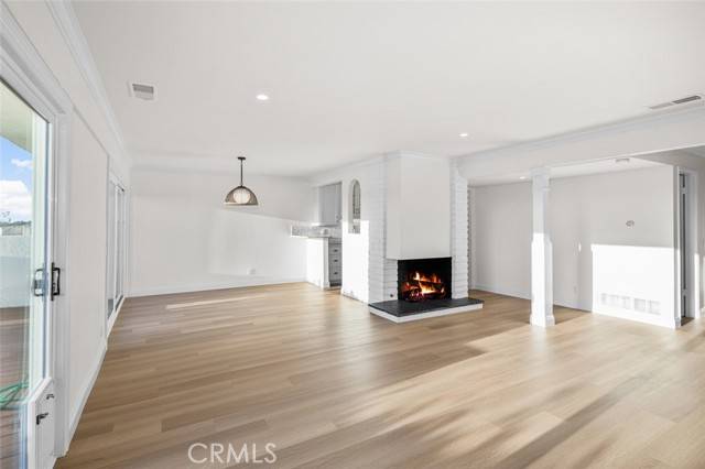 Newport Beach, CA 92660,304 Avenida Cumbre