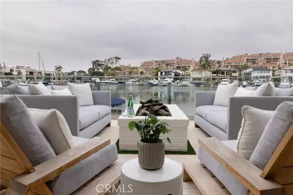 Newport Beach, CA 92660,624 Harbor Island Drive