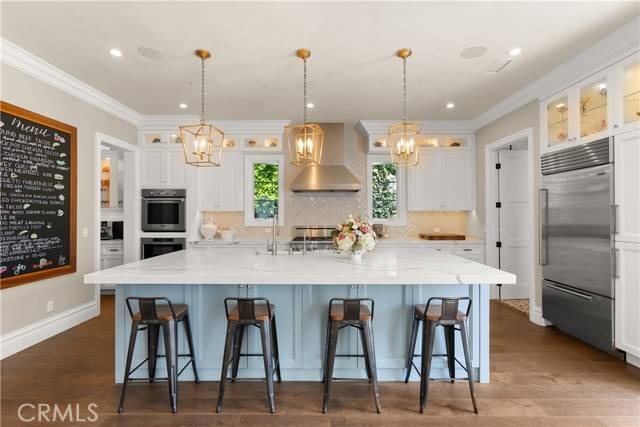 Newport Beach, CA 92663,430 Aliso Avenue
