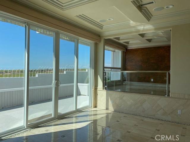 Newport Beach, CA 92663,18 Odyssey Court #116