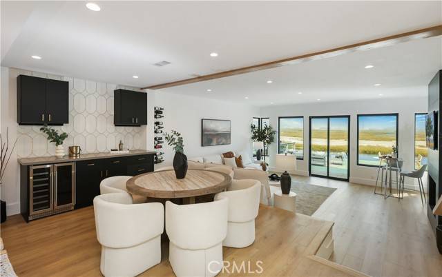 Newport Beach, CA 92663,237 Canal Street