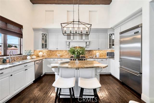 Corona Del Mar, CA 92625,430 Heliotrope Avenue