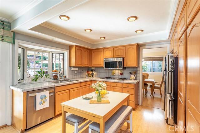 Lake Forest, CA 92630,22435 Silver Spur