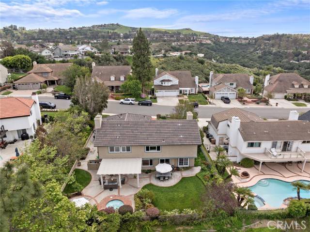 Anaheim Hills, CA 92807,784 S Goldfinch Way