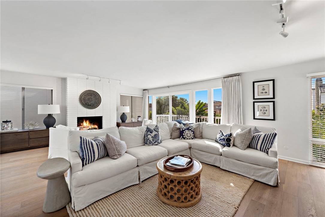 430 Carnation Avenue, Corona Del Mar, CA 92625