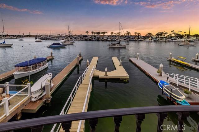 Newport Beach, CA 92663,339 Via Lido Soud