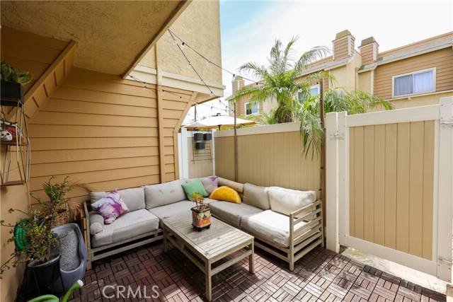 290 Victoria Street #19, Costa Mesa, CA 92627