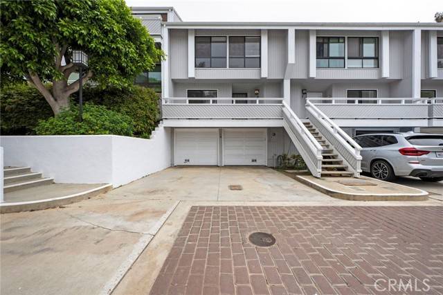 18 Barlovento Court, Newport Beach, CA 92663