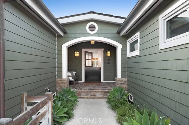 1501 Kathleen Lane, Newport Beach, CA 92660
