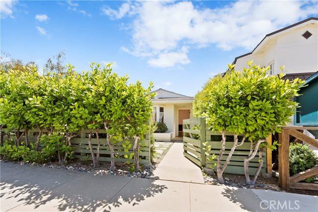 604 Marguerite Avenue, Corona Del Mar, CA 92625