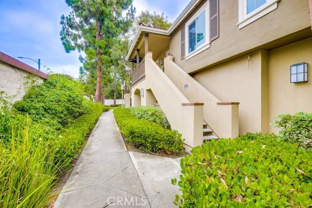 253 Gallery Way, Tustin, CA 92782