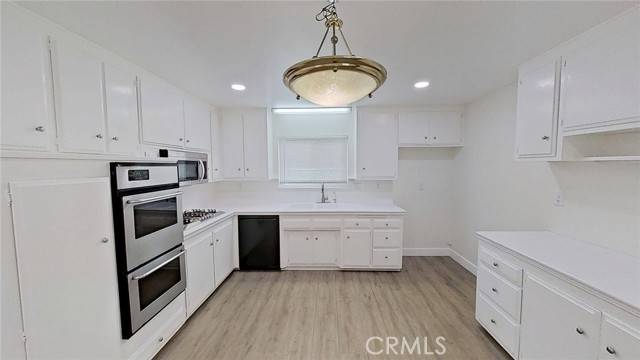 Fountain Valley, CA 92708,17196 Santa Lucia Street
