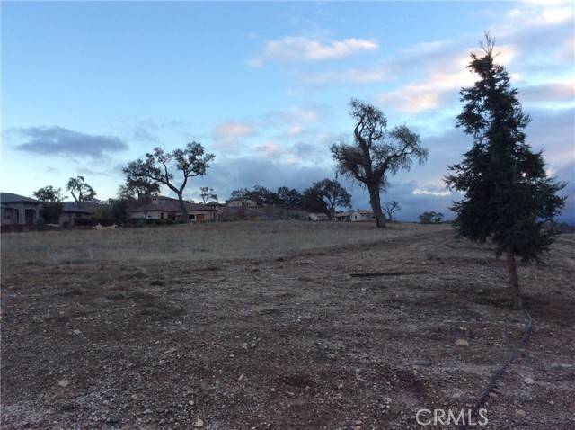 1280 Fire Rock Loop, Templeton, CA 93465