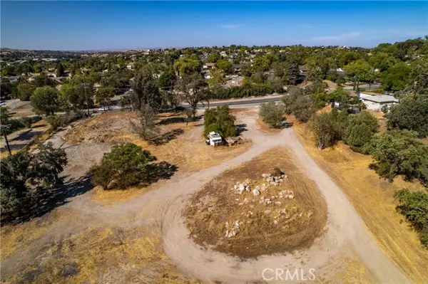 Paso Robles, CA 93446,420 Creston