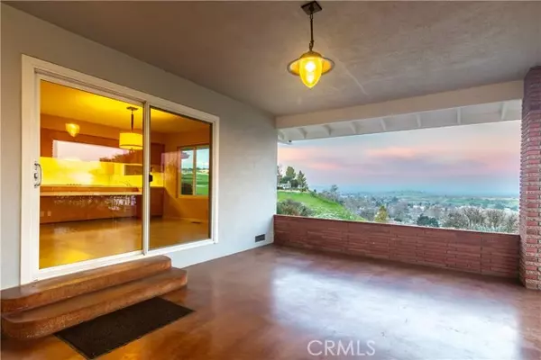 Paso Robles, CA 93446,316 Panorama Drive