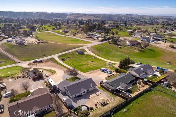 Paso Robles, CA 93446,5545 Reindeer Place