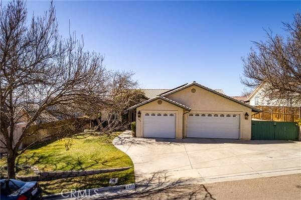 1311 Crescent Oaks Way, Paso Robles, CA 93446