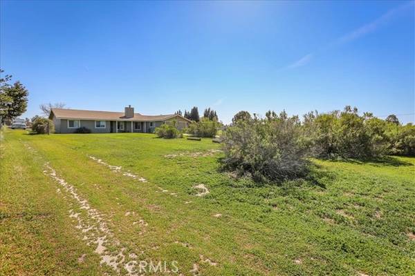 Paso Robles, CA 93446,5850 Whispering Oak Way