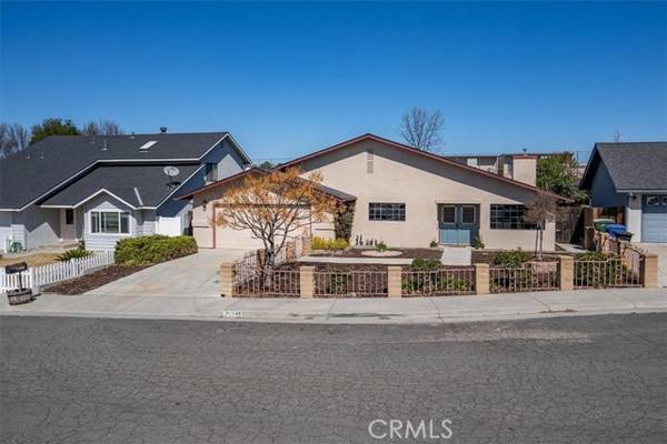 266 Ginger Lane, Paso Robles, CA 93446