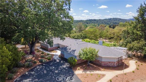 2755 Ardilla Road, Atascadero, CA 93422