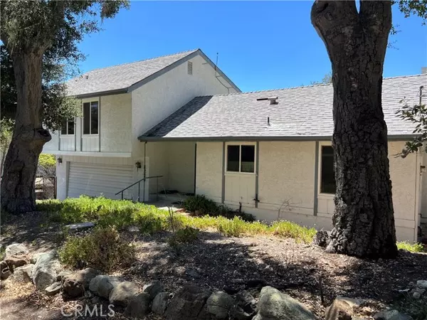 8220 Larga Avenue, Atascadero, CA 93422