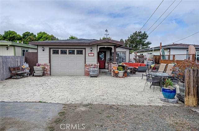 2041 Bush Drive, Los Osos, CA 93402