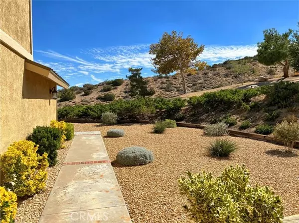 Pinon Hills, CA 92372,8368 Icicle Drive