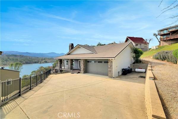 2605 Shoreline Road, Bradley, CA 93426