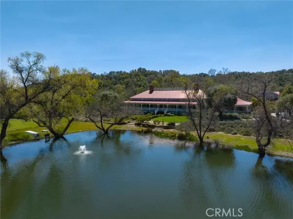 5985 Vineyard Drive, Paso Robles, CA 93446