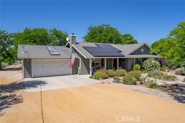 6105 Burgandy Lane, Paso Robles, CA 93446