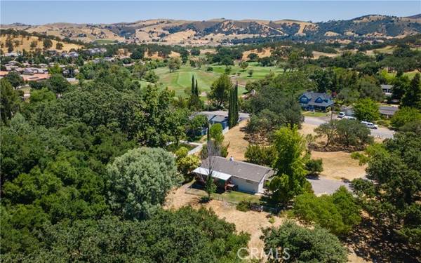 8900 Pino Solo Avenue, Atascadero, CA 93422