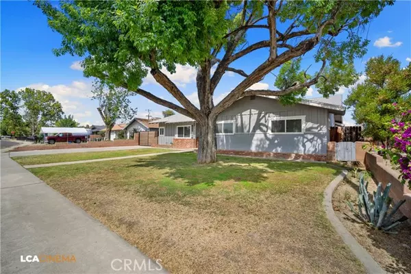 Bakersfield, CA 93304,936 Loch Lomond Drive