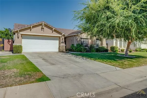 Bakersfield, CA 93314,114 Emerald Isle way