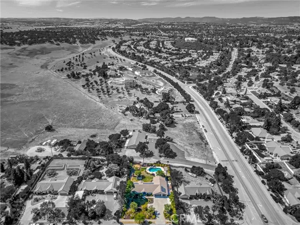 Paso Robles, CA 93446,2902 Gilead Lane