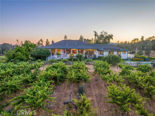 5058 E Whitlock Road, Mariposa, CA 95338