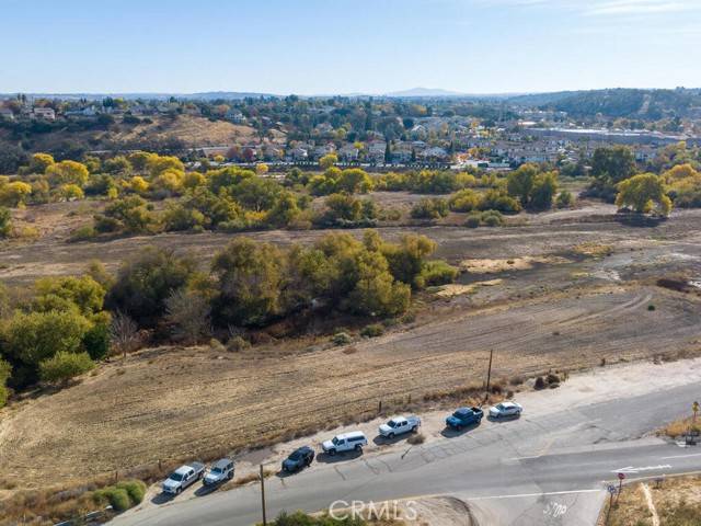 690 Paso Robles, Paso Robles, CA 93446