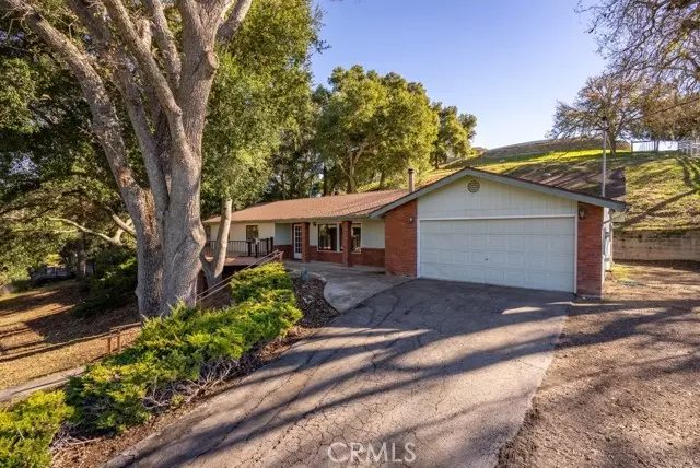 4000 Ardilla Road, Atascadero, CA 93422