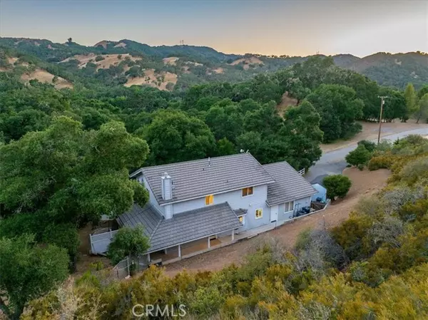 6355 Lomitas Road, Atascadero, CA 93422