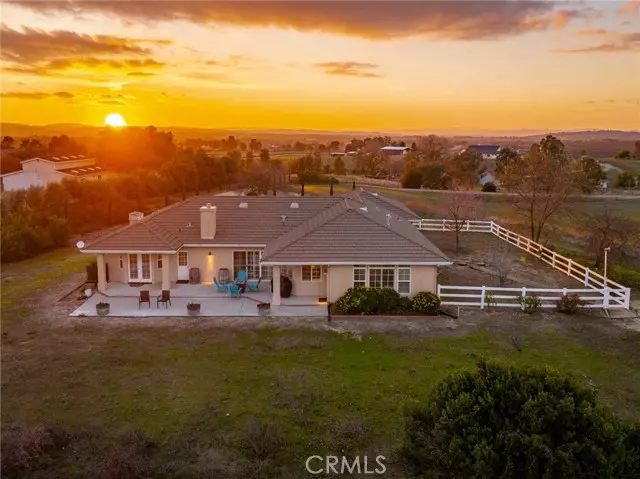 Paso Robles, CA 93446,4925 Lamplighter Way