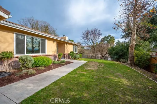 820 Jackson Drive, Paso Robles, CA 93446