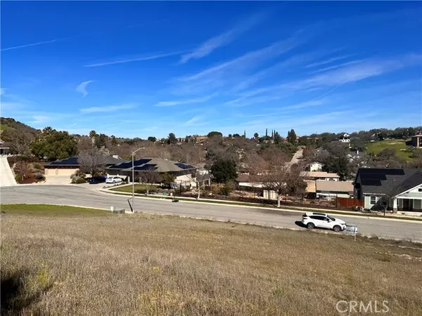 Paso Robles, CA 93446,308 Maplewood