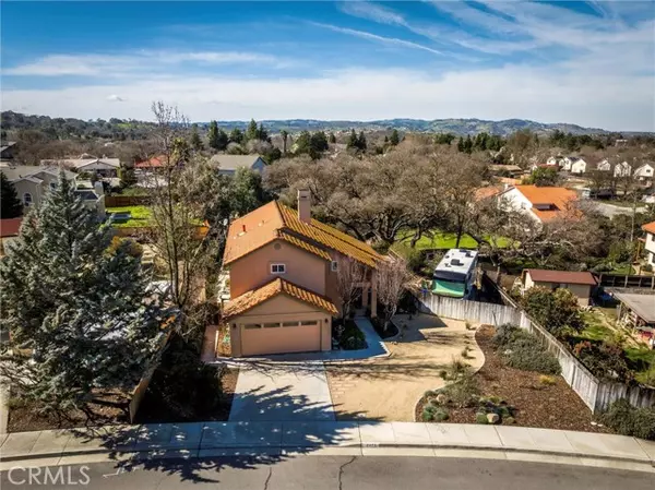 2471 Falcon Drive, Paso Robles, CA 93446