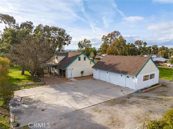 4245 Whispering Oak Way, Paso Robles, CA 93446