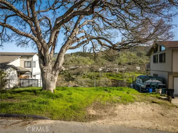 Paso Robles, CA 93446,5042 Meadow Lark