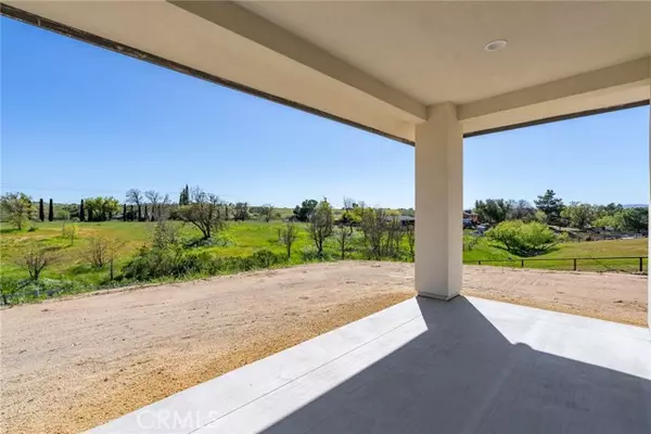 Paso Robles, CA 93446,7205 Breslin Lane